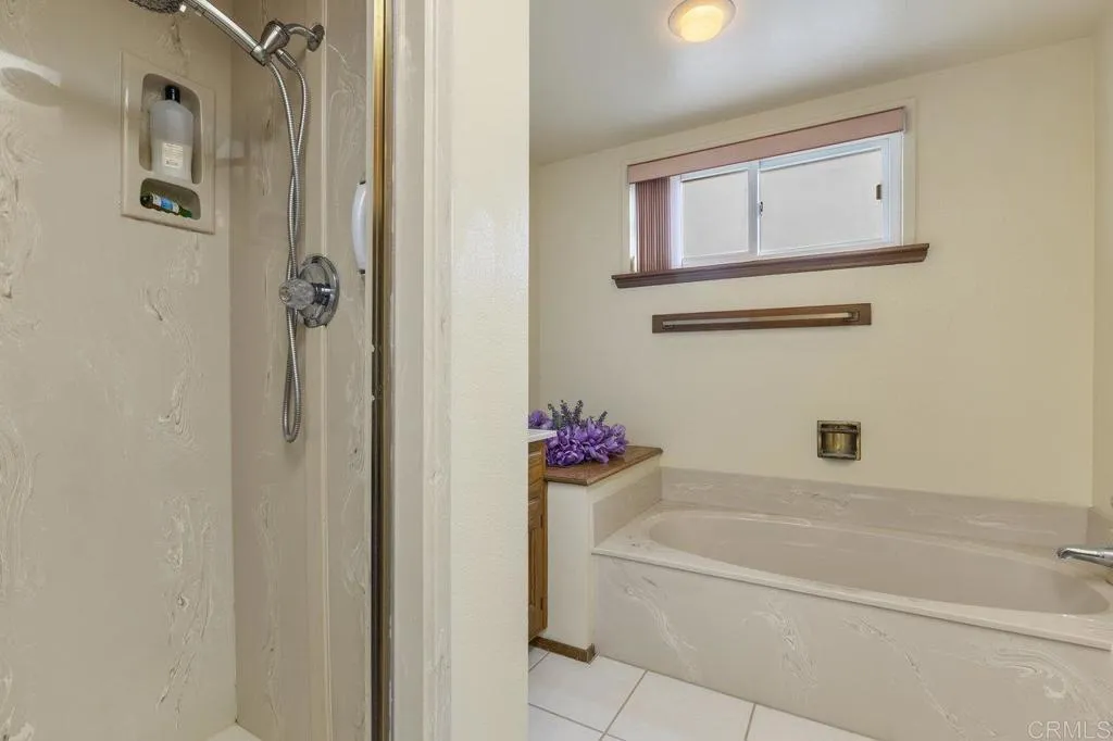https://cdn.realtyfeed.com/cdn/127/306524438/190d1b42aab0c5546a3155ffe7be8901.webp