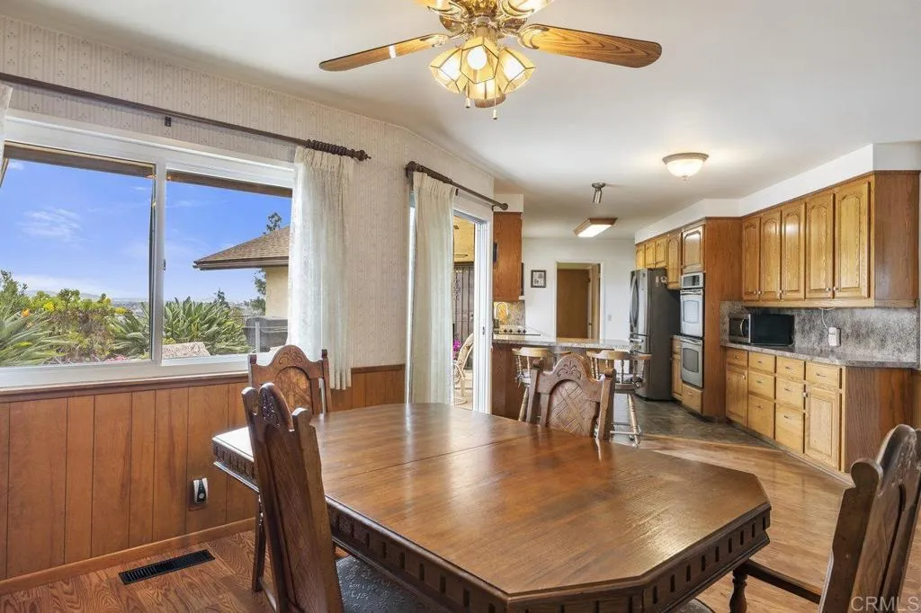 https://cdn.realtyfeed.com/cdn/127/306524438/1a55ad769153aea016be056c59519210.webp