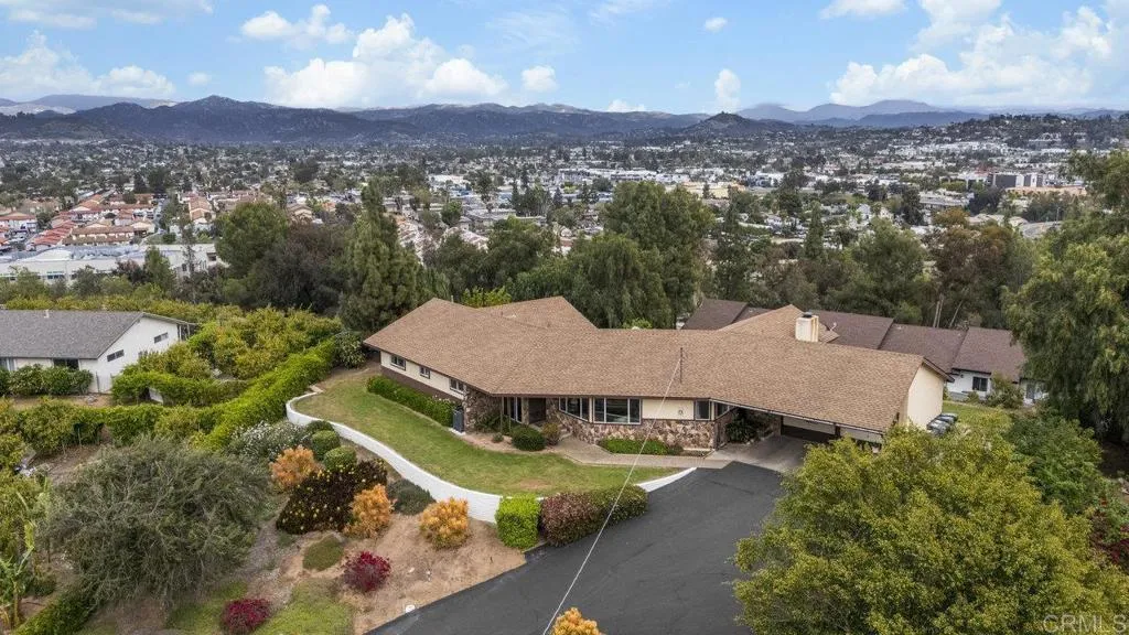 https://cdn.realtyfeed.com/cdn/127/306524438/63277eae7fa8f90dce27cd326bba9338.webp