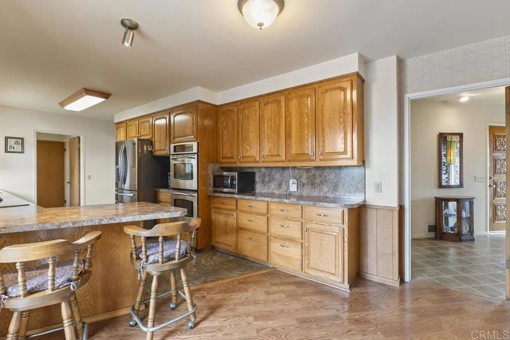 https://cdn.realtyfeed.com/cdn/127/306524438/905877b05aed62e533fc7bf25b5df259.webp