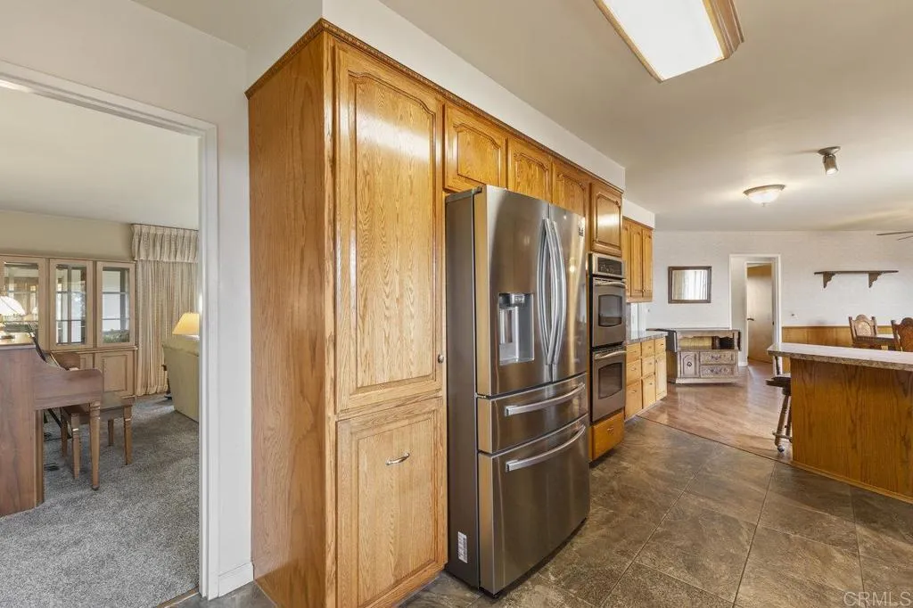 https://cdn.realtyfeed.com/cdn/127/306524438/a3b05df36577d4acdda29cb4833cfb5c.webp