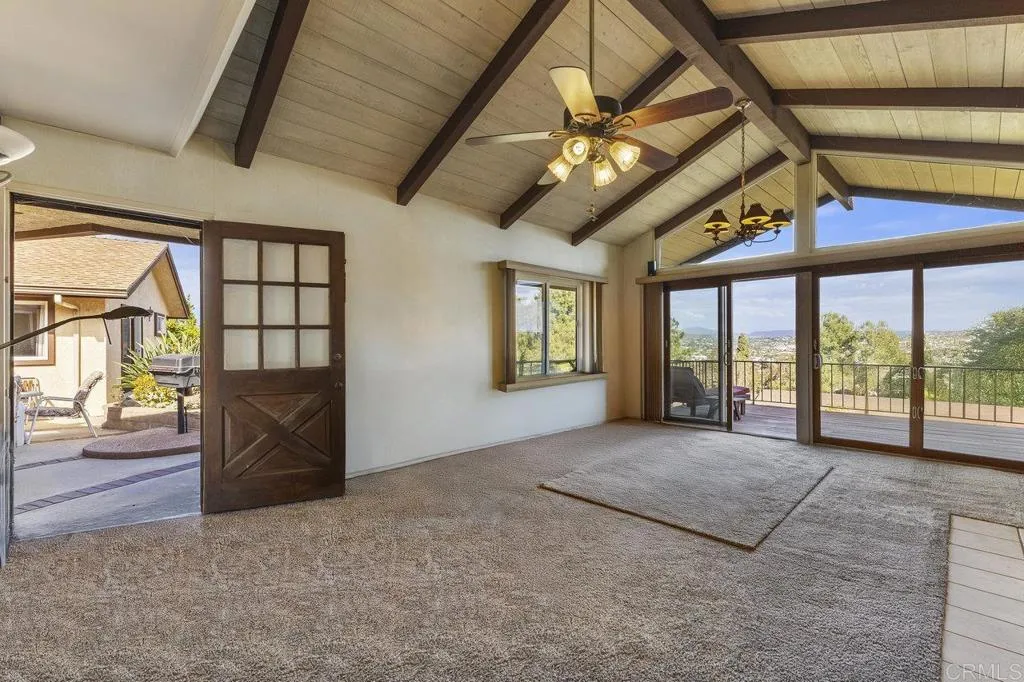 https://cdn.realtyfeed.com/cdn/127/306524438/a46a63d22c5f211d5f2180521cc41492.webp