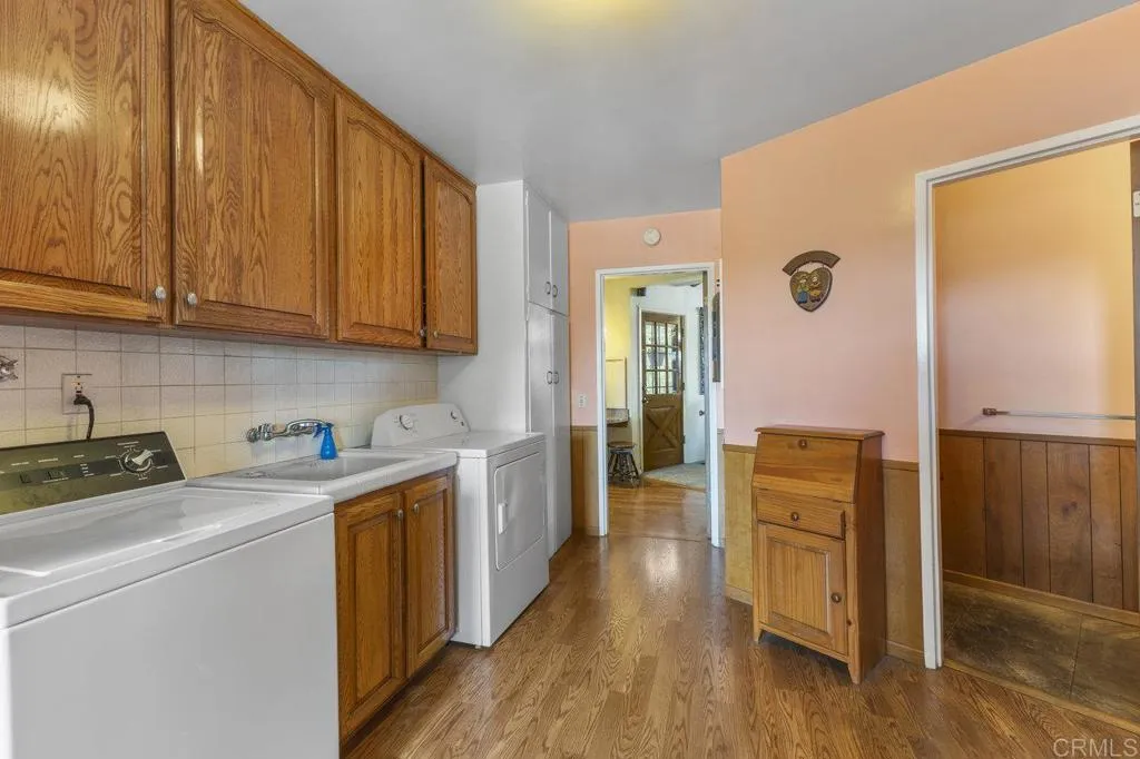 https://cdn.realtyfeed.com/cdn/127/306524438/b5f07db3fbe2cd1dbfcc27e58b7d23ba.webp