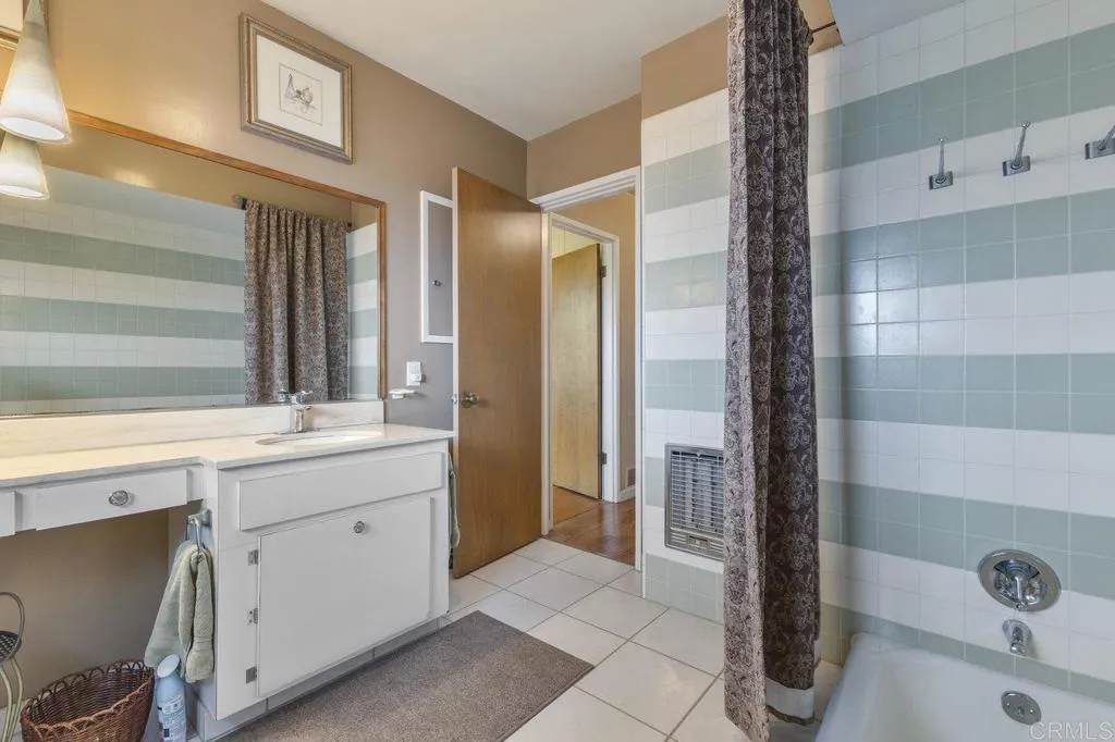 https://cdn.realtyfeed.com/cdn/127/306524438/bec1aef3528f554937be058263c1a54f.webp
