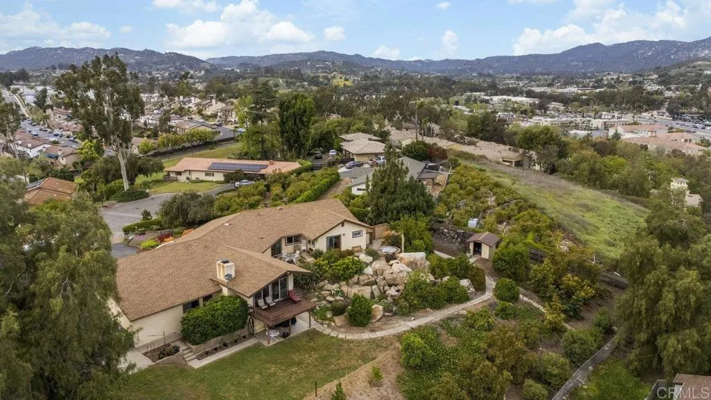 https://cdn.realtyfeed.com/cdn/127/306524438/cc6e5aefd9978d5e57af4ed51e0f50a7.webp
