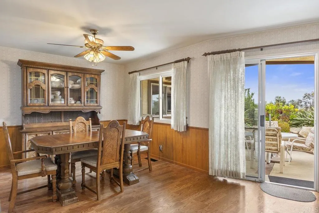 https://cdn.realtyfeed.com/cdn/127/306524438/d2b2dfe4a38982d695c09fca537066ab.webp