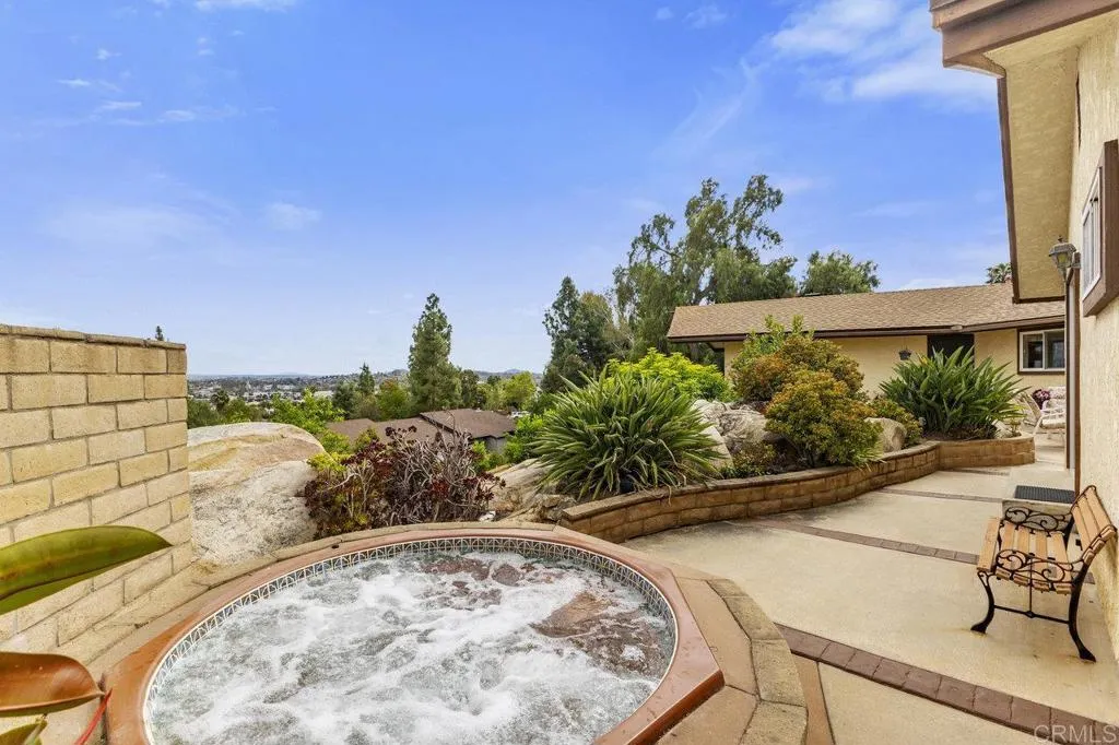 https://cdn.realtyfeed.com/cdn/127/306524438/e7d7332e6602ece1eeb8890a4a6f4cc6.webp