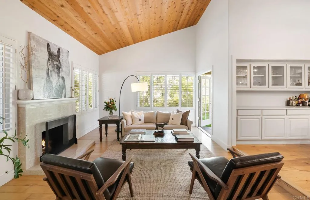 https://cdn.realtyfeed.com/cdn/127/306524440/a35b5fe41d261420db970732b32b5313.webp