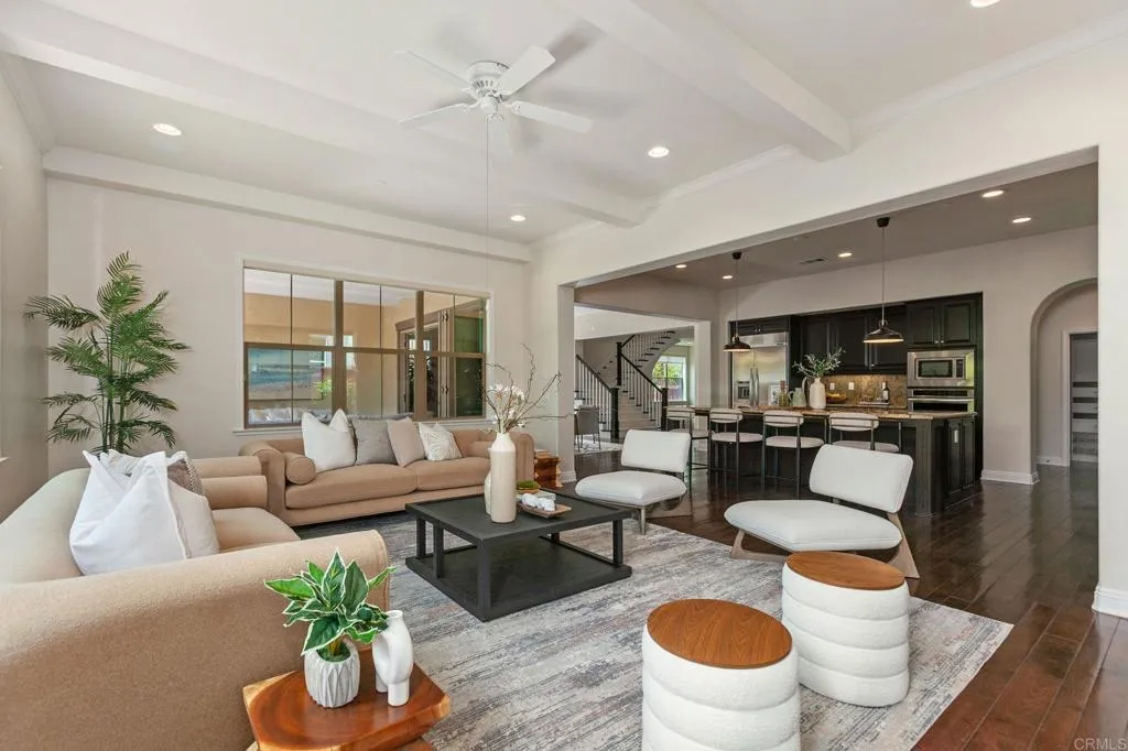 https://cdn.realtyfeed.com/cdn/127/306524443/a1af42d99b89fb662ca8ca31143552c7.webp
