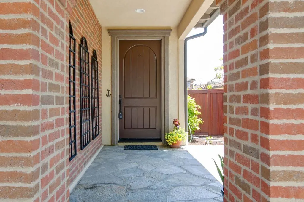 https://cdn.realtyfeed.com/cdn/127/306524443/aa2e8a92b3d28d54e21719f6bb91ce06.webp
