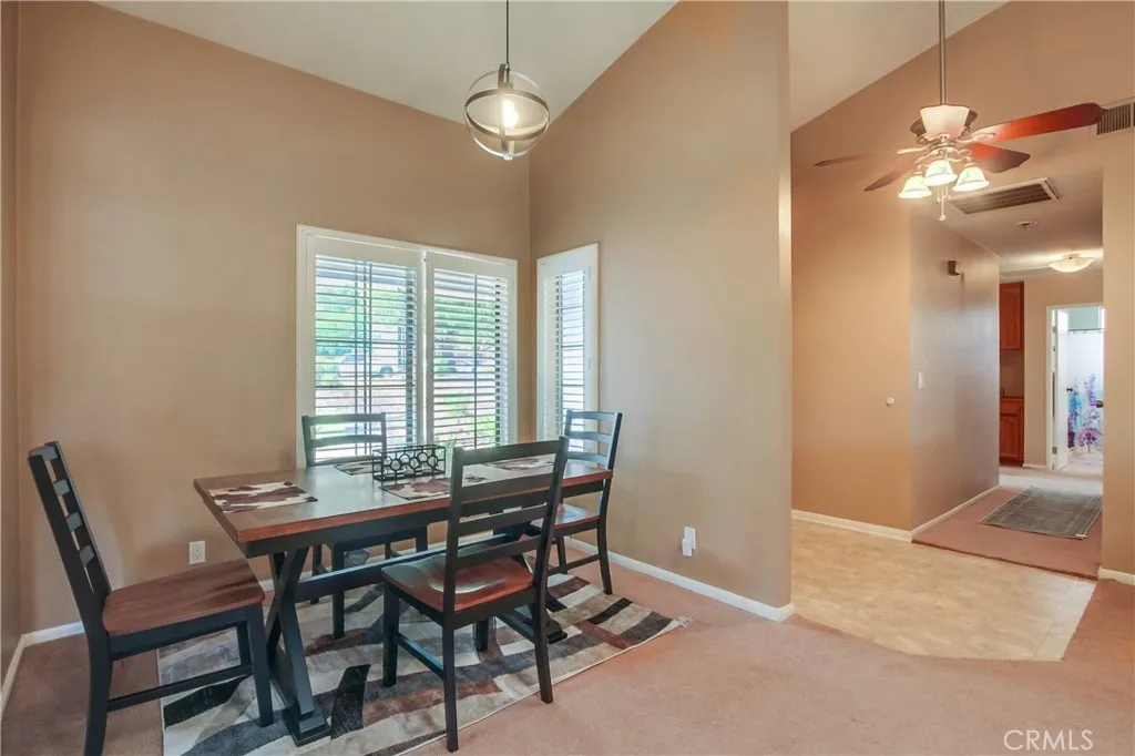 https://cdn.realtyfeed.com/cdn/127/306524583/1152d26f4a7c3bde4317d19e04adf0a5.webp