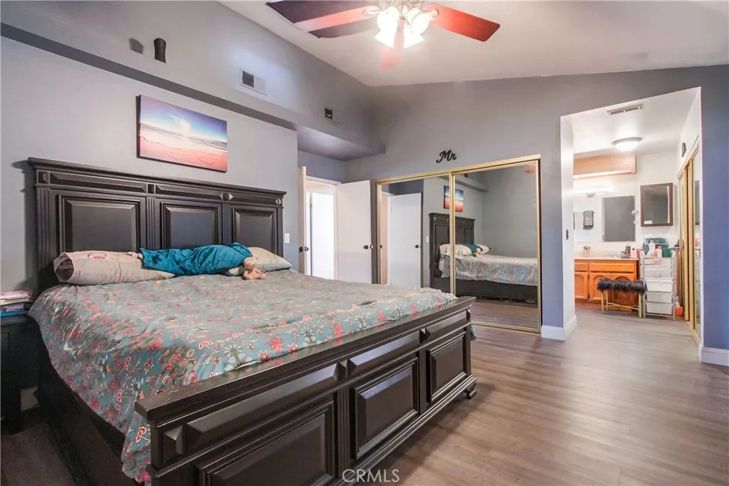 https://cdn.realtyfeed.com/cdn/127/306524583/31a16e92af4a7e8752a5d0d503a2bc2e.webp