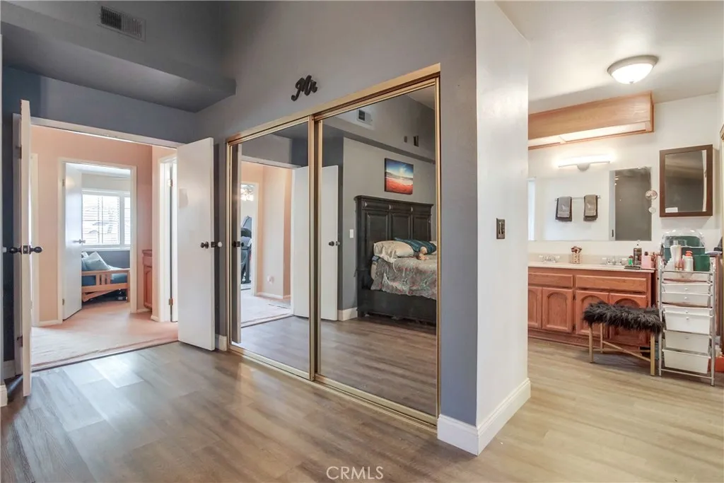 https://cdn.realtyfeed.com/cdn/127/306524583/4aac80b38f41c7b4c574619ad52b50d8.webp