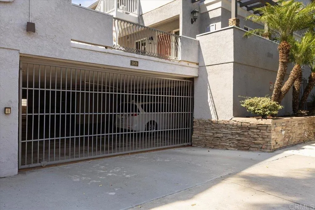 https://cdn.realtyfeed.com/cdn/127/306524613/16f1966e00e24140dc3dc00eb2a1ae31.webp
