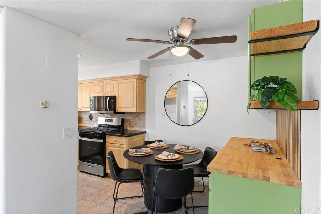 https://cdn.realtyfeed.com/cdn/127/306524613/43f566129c6d7df006d2c968685efd4d.webp