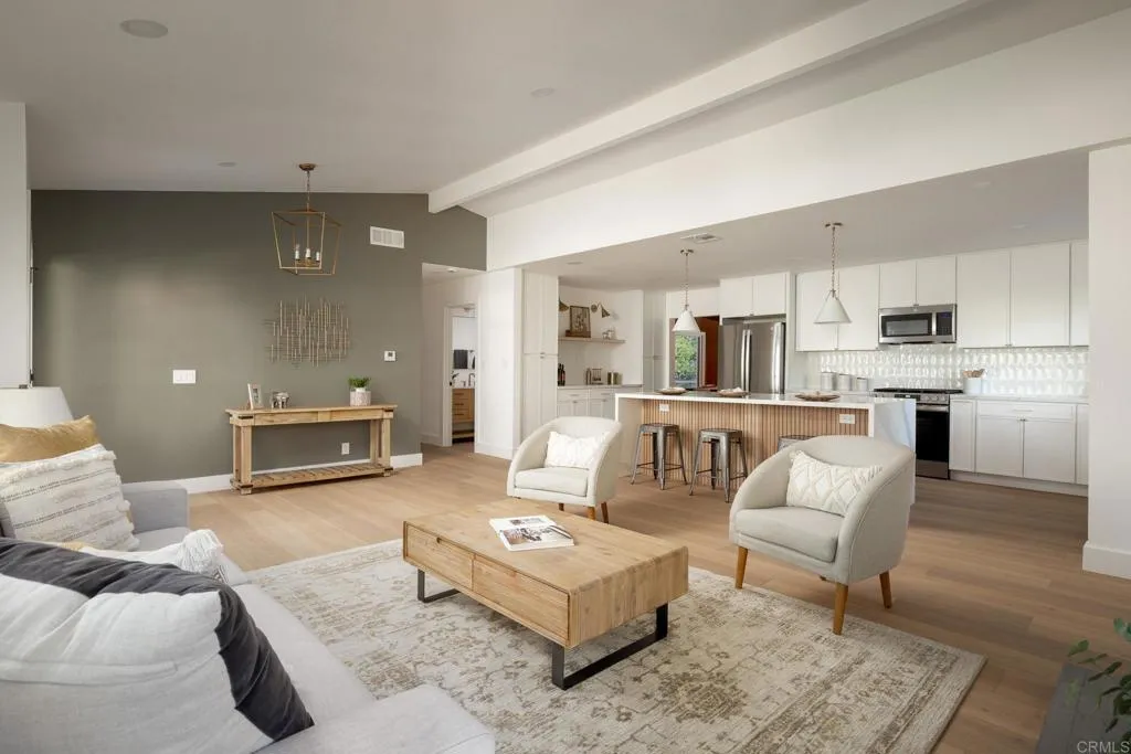 https://cdn.realtyfeed.com/cdn/127/306524622/b2c89b7632cf51b04db2e49ecab422e0.webp