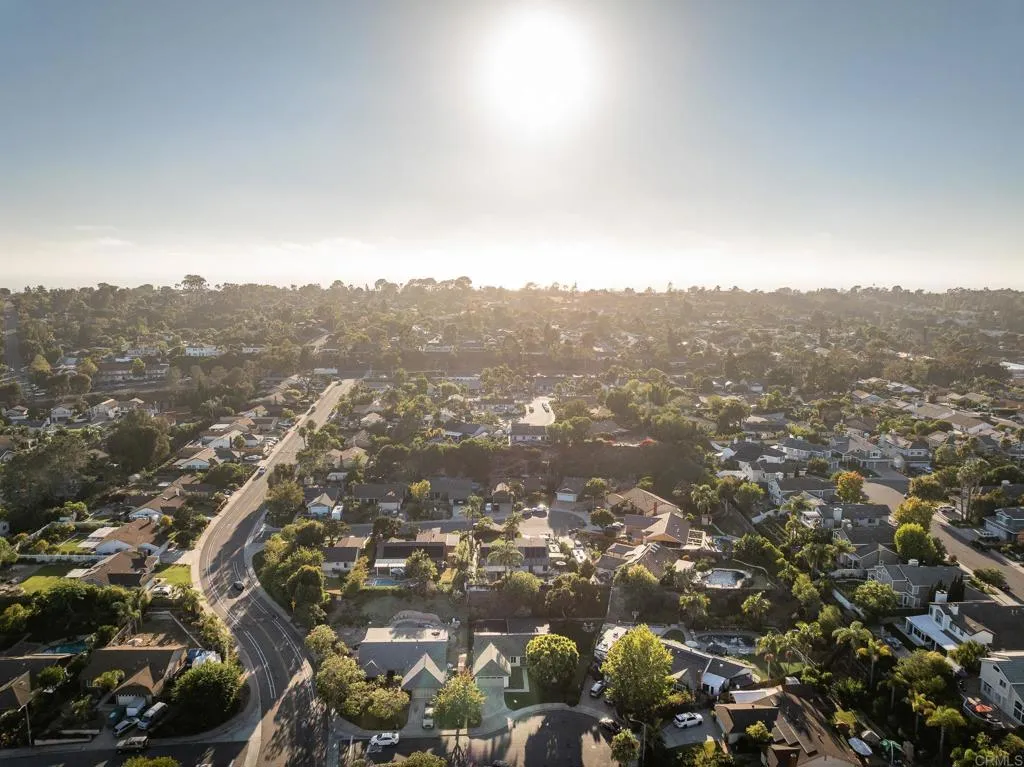 https://cdn.realtyfeed.com/cdn/127/306524622/beed9bdedf9c5946d9a53212d7cb34ee.webp