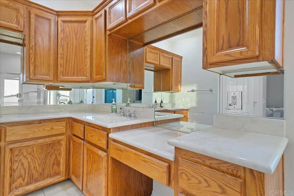 https://cdn.realtyfeed.com/cdn/127/306524678/67095c9318f377f2d968df29ff0603a7.webp
