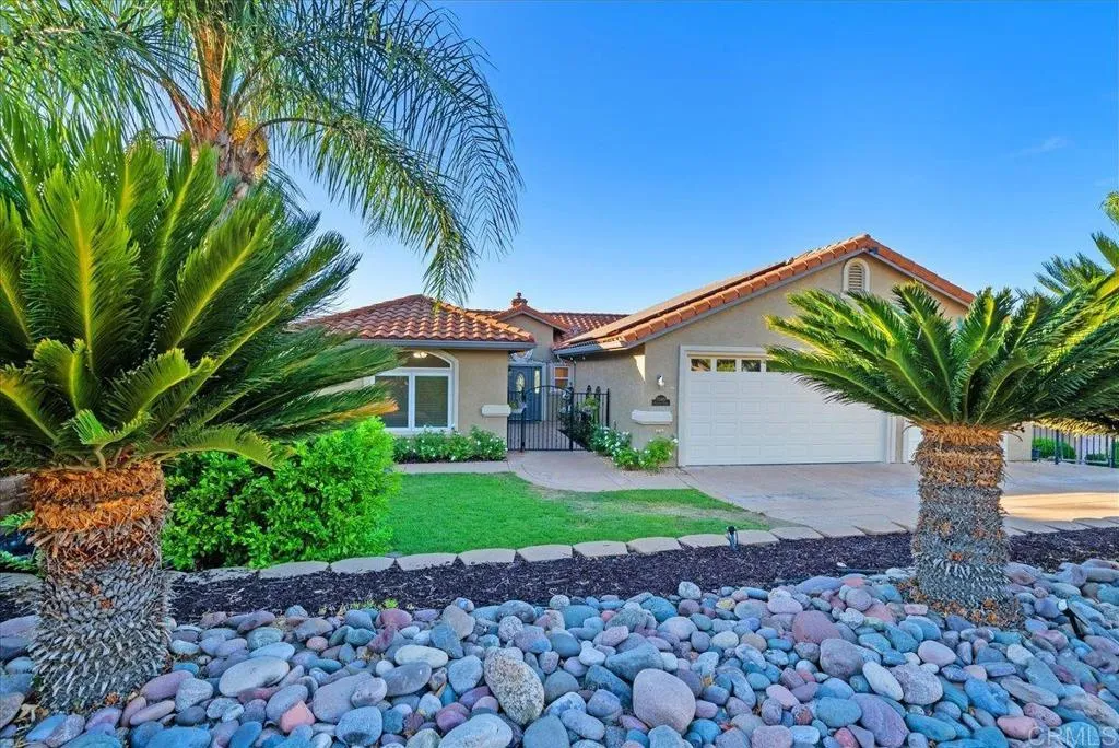 https://cdn.realtyfeed.com/cdn/127/306524678/807e75ad4b6de7093bde7c65c67d816d.webp