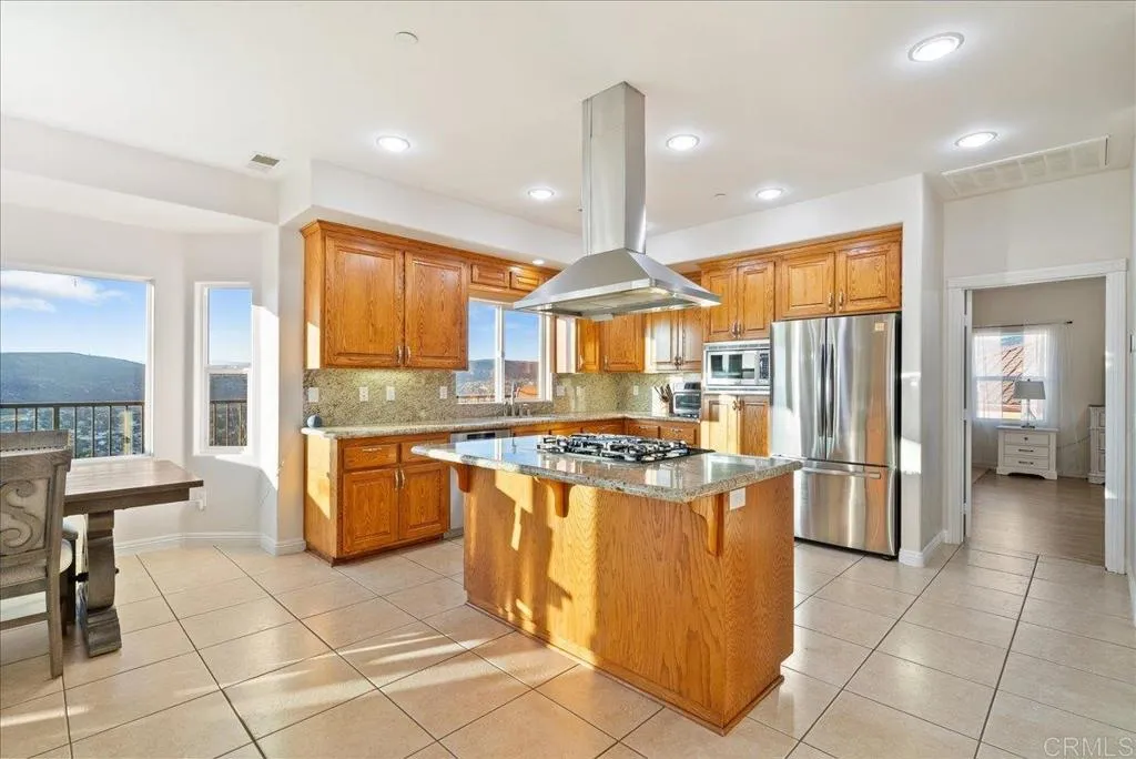 https://cdn.realtyfeed.com/cdn/127/306524678/a6fb89675b963ad18177652b5efdcbd1.webp
