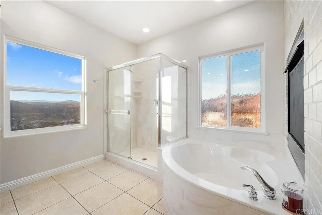 https://cdn.realtyfeed.com/cdn/127/306524678/b23bc4c5ffde9a232f812a0885be6f82.webp