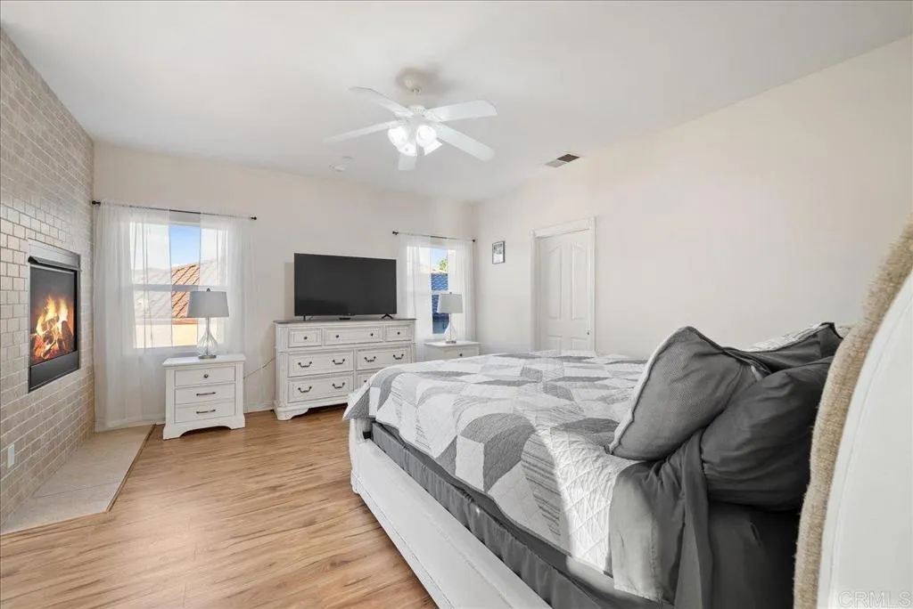 https://cdn.realtyfeed.com/cdn/127/306524678/ba99ae96e03b74fc382e41c046dbbd90.webp