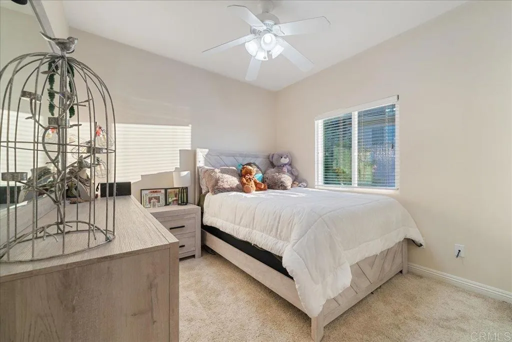 https://cdn.realtyfeed.com/cdn/127/306524678/def9d6c859f65ee5c12f35273108aafc.webp
