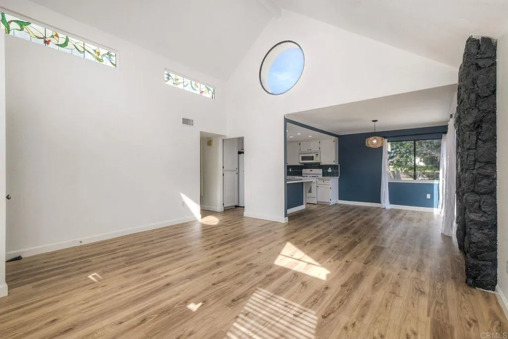 https://cdn.realtyfeed.com/cdn/127/306524685/7ab287186b46de645461aee6f3c8eedd.webp
