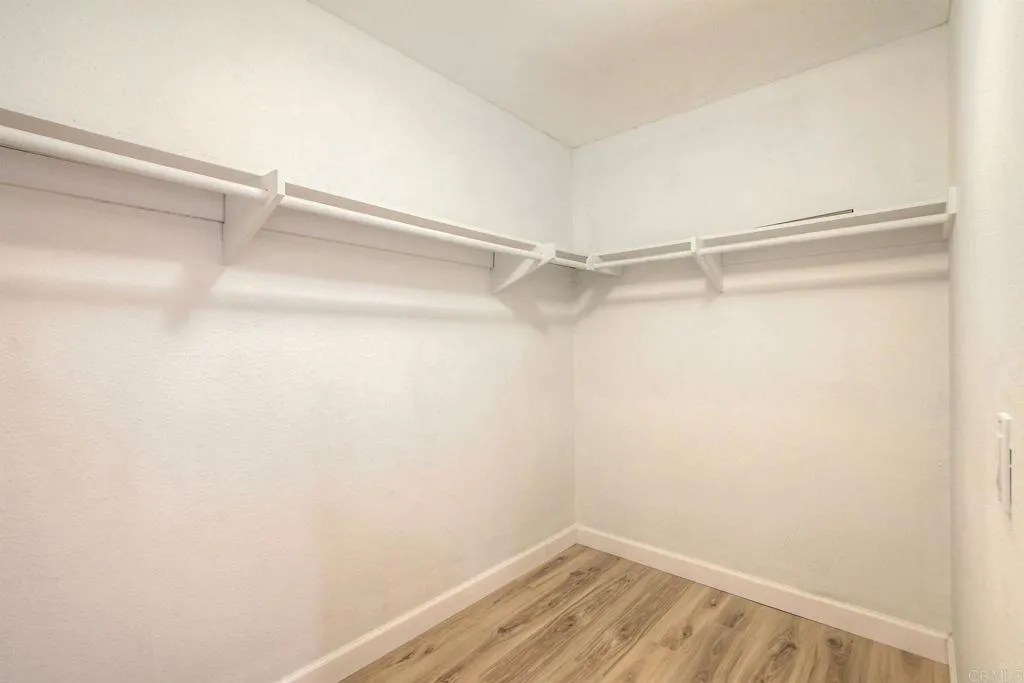https://cdn.realtyfeed.com/cdn/127/306524685/afb4996b67811c1fe72d2ffe4ca8853a.webp