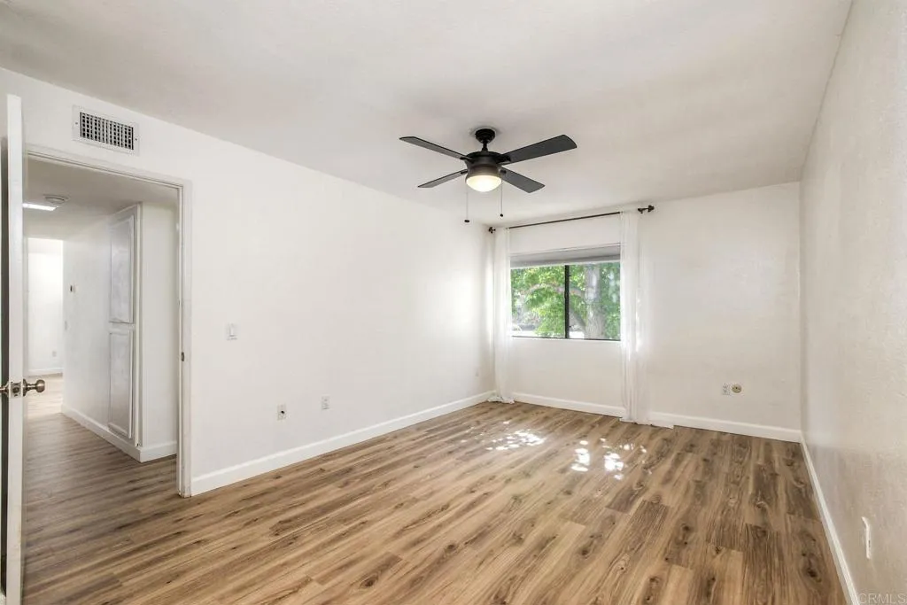 https://cdn.realtyfeed.com/cdn/127/306524685/c278c1f0c966eb7a5608b6350b7bf8bb.webp