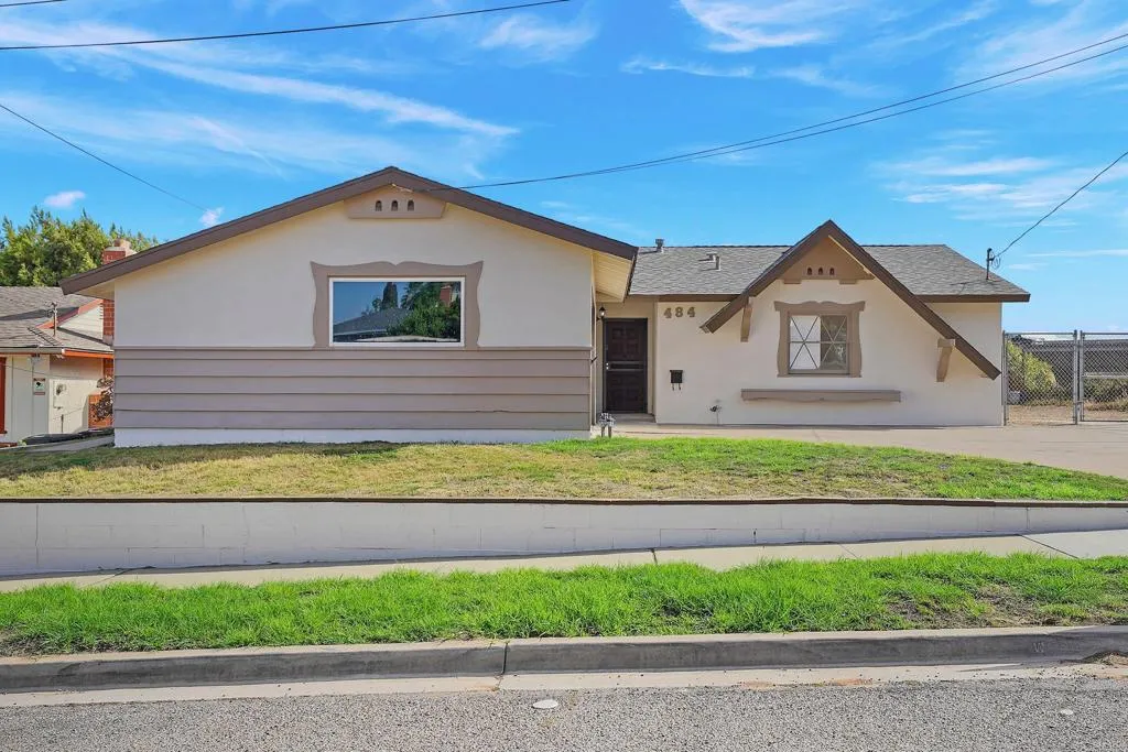 https://cdn.realtyfeed.com/cdn/127/306524719/83c82e102d17e80b683bf678026726f8.webp