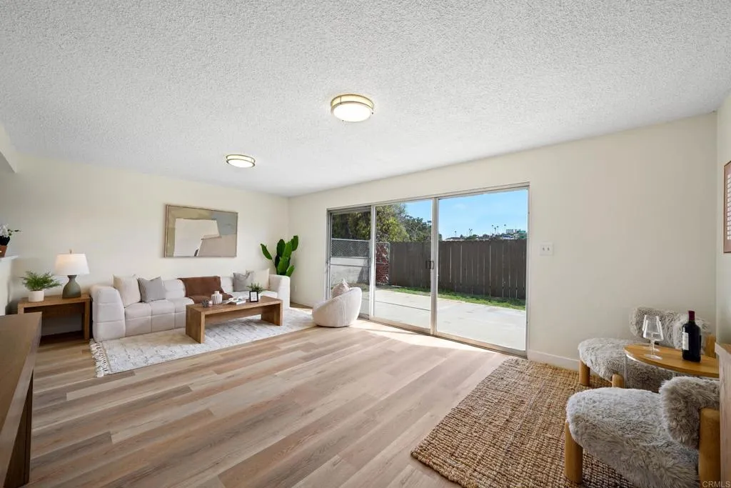 https://cdn.realtyfeed.com/cdn/127/306524719/8b4dce01c04f40b4cb755a716582fc39.webp