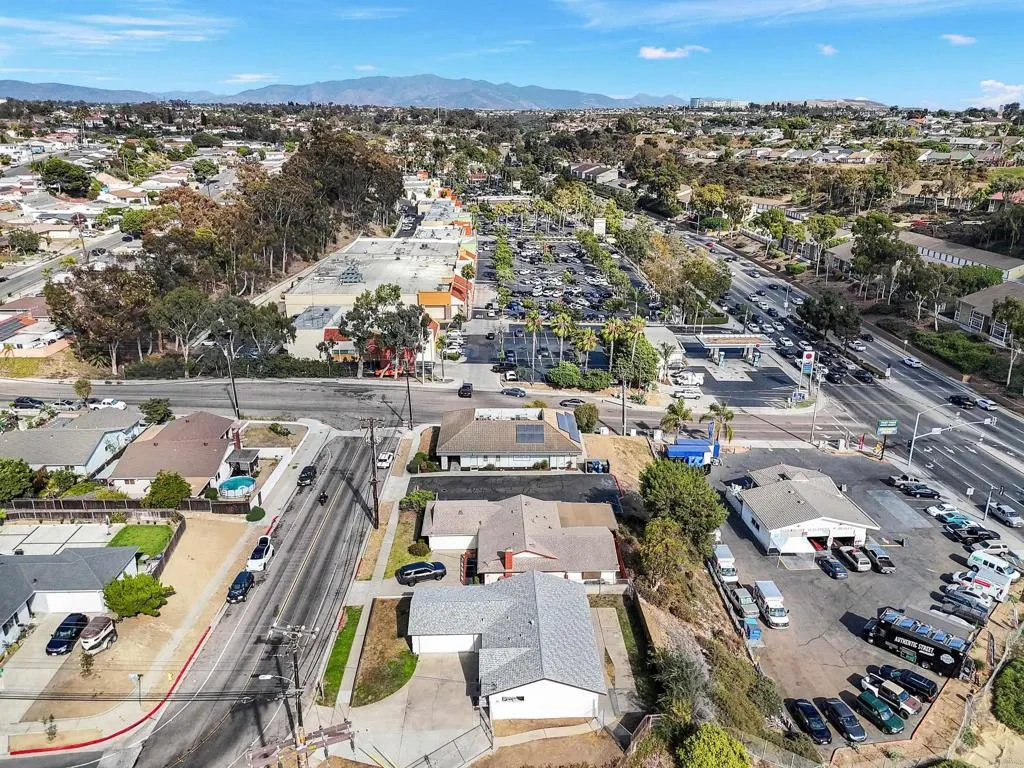 https://cdn.realtyfeed.com/cdn/127/306524719/9f87b70c39f320c31dc5f12db71b9a98.webp