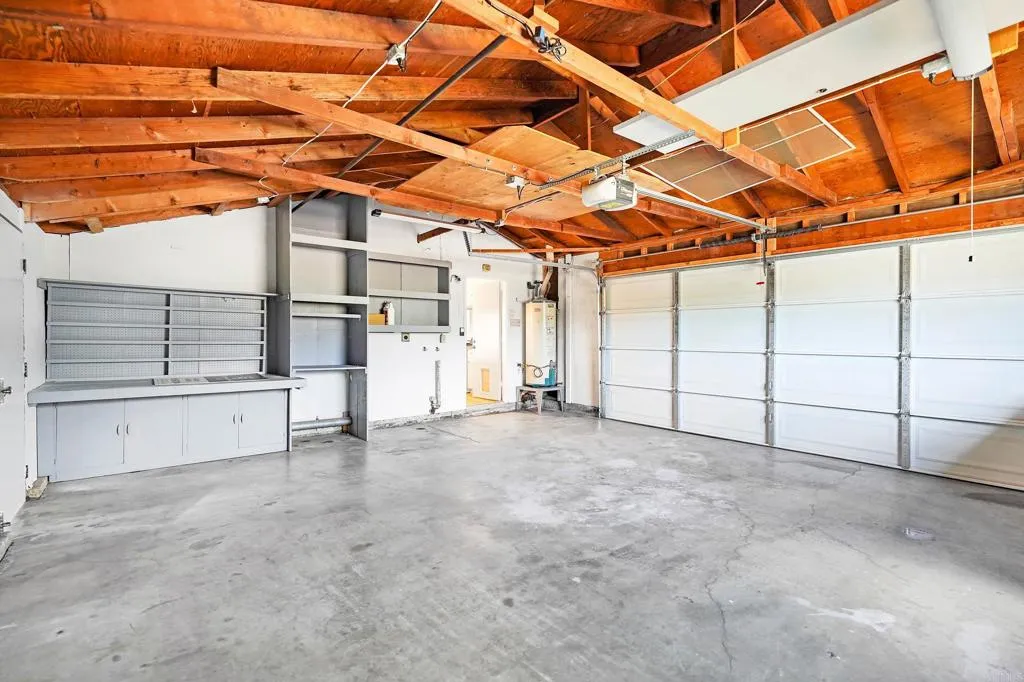 https://cdn.realtyfeed.com/cdn/127/306524719/db28022e8258f57b41733200d5c8b97e.webp