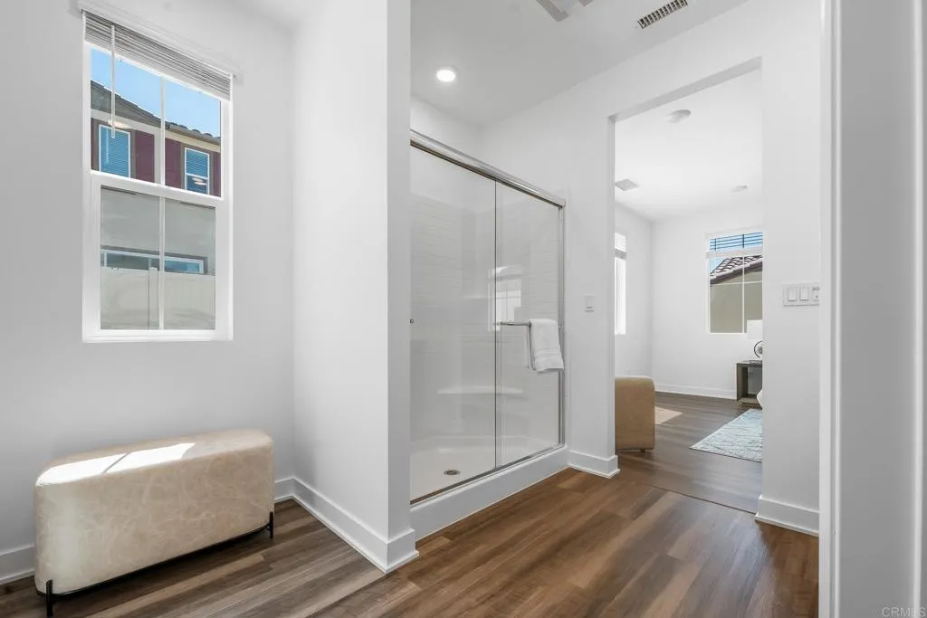 https://cdn.realtyfeed.com/cdn/127/306524749/72b950f1dcf9eef2d4cb0748a74bcfa0.webp