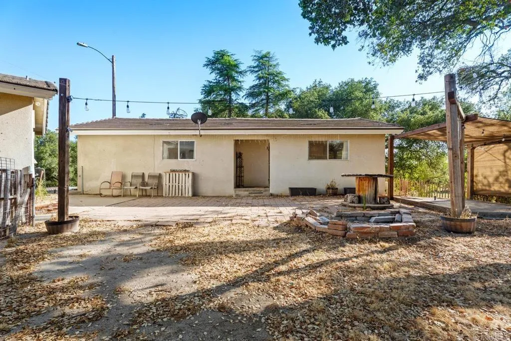 https://cdn.realtyfeed.com/cdn/127/306524763/78ab5a70a183f0fb8bd1f91691bccdf6.webp