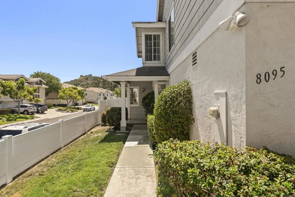 https://cdn.realtyfeed.com/cdn/127/306524768/785017906e7105c3f681c95499931ed6.webp