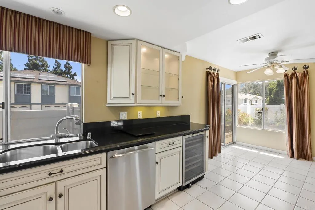 https://cdn.realtyfeed.com/cdn/127/306524768/b596530269fb845c1f2ecc9fae162723.webp