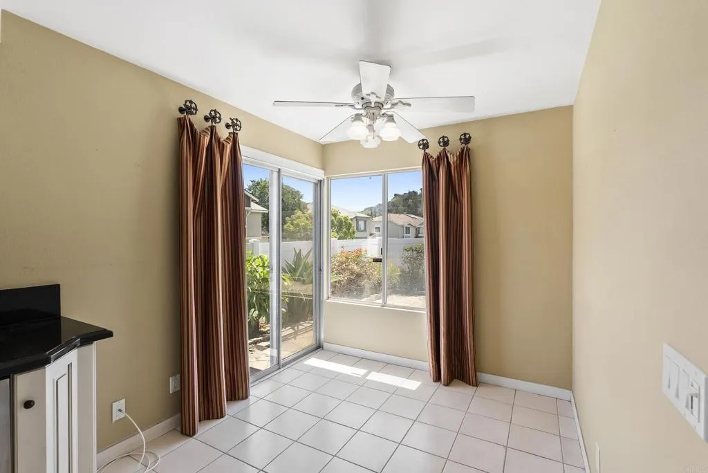 https://cdn.realtyfeed.com/cdn/127/306524768/ee8b532a195717ce15dbf8a8f0d8a750.webp