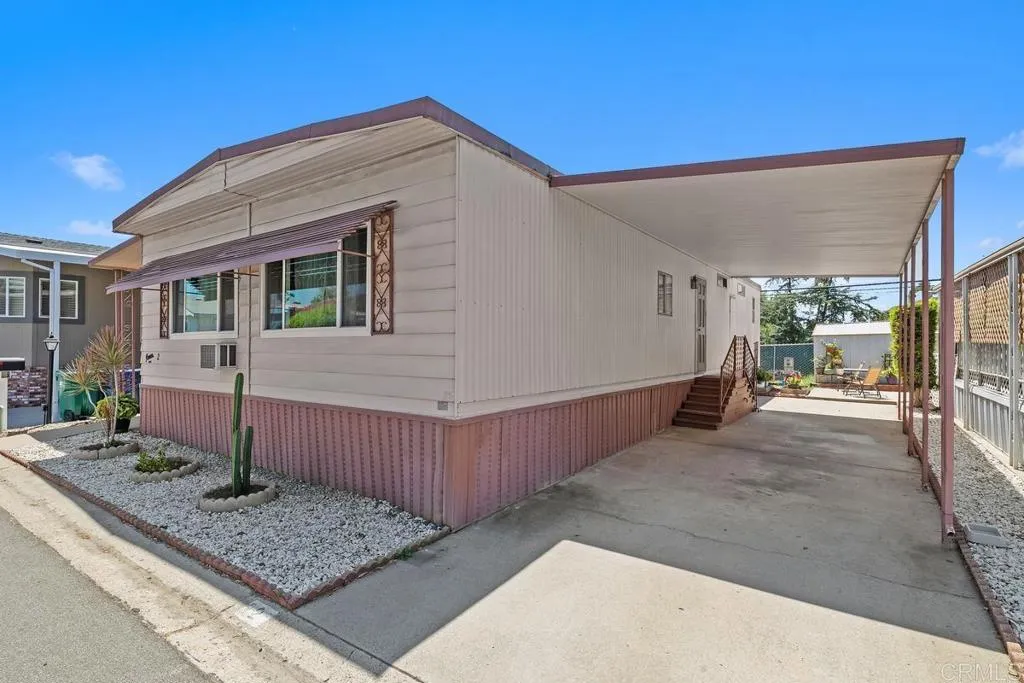 https://cdn.realtyfeed.com/cdn/127/306524801/b3af61478e49328a17b2a6ed02ddae93.webp
