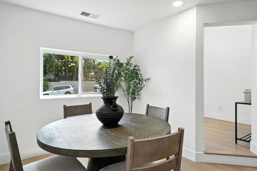 https://cdn.realtyfeed.com/cdn/127/306524810/4fd7a3484eecfe585a2854fa7865825a.webp