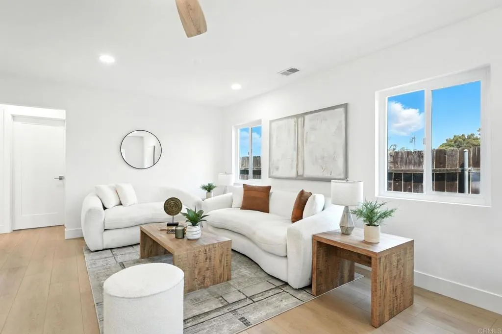 https://cdn.realtyfeed.com/cdn/127/306524810/90d79a6b353b6a49ee77a074e4d73d07.webp