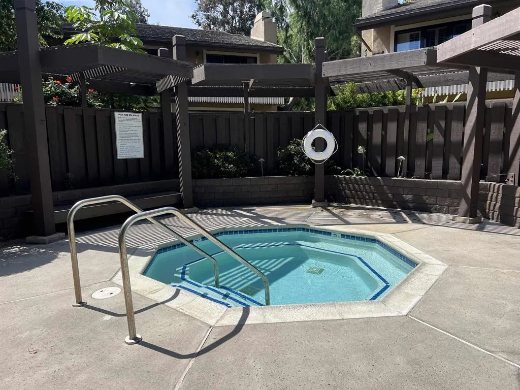https://cdn.realtyfeed.com/cdn/127/306524811/364f4755306ca7dee4d7b35767437dfa.webp