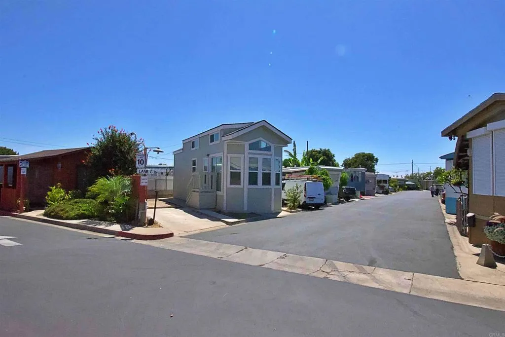 https://cdn.realtyfeed.com/cdn/127/306524829/059df9bbb371dd00a9072b0f93ed5649.webp