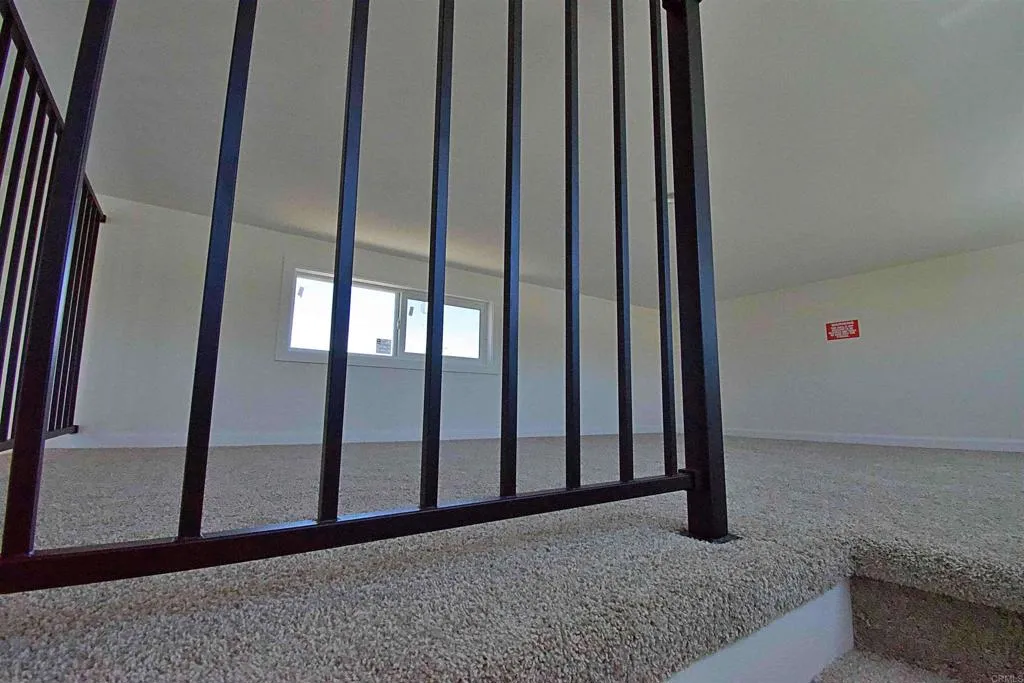https://cdn.realtyfeed.com/cdn/127/306524829/27a714e82aa35eddd521695b5a9812ab.webp