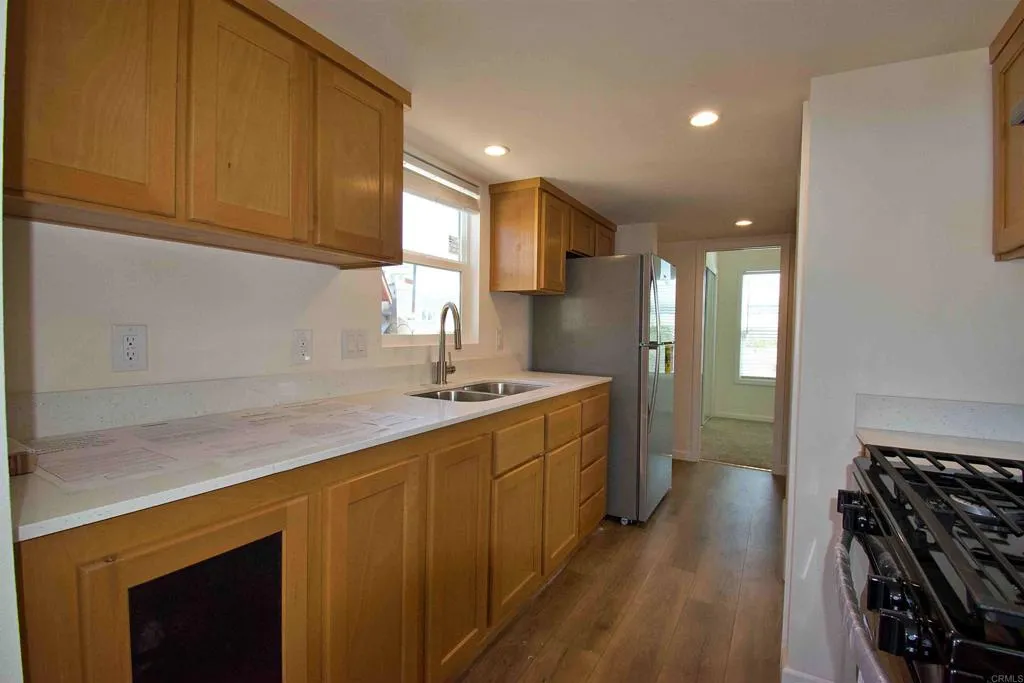 https://cdn.realtyfeed.com/cdn/127/306524829/bdfc71fe40ef498e322029ce938045c1.webp