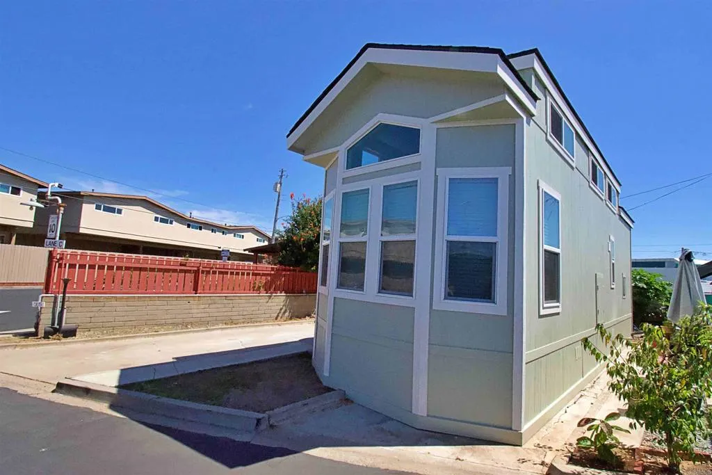 https://cdn.realtyfeed.com/cdn/127/306524829/eb059d5623bd6683934728dad5748694.webp