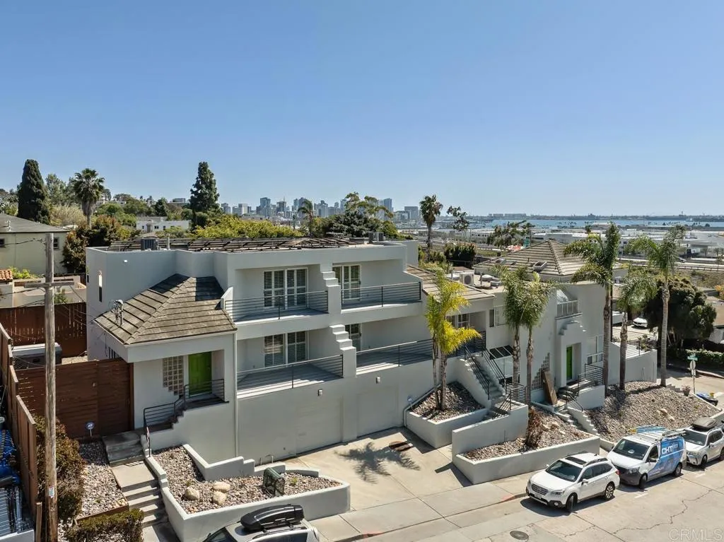 https://cdn.realtyfeed.com/cdn/127/306524836/477c73a183e40fca7b55d0a2c773a1a1.webp