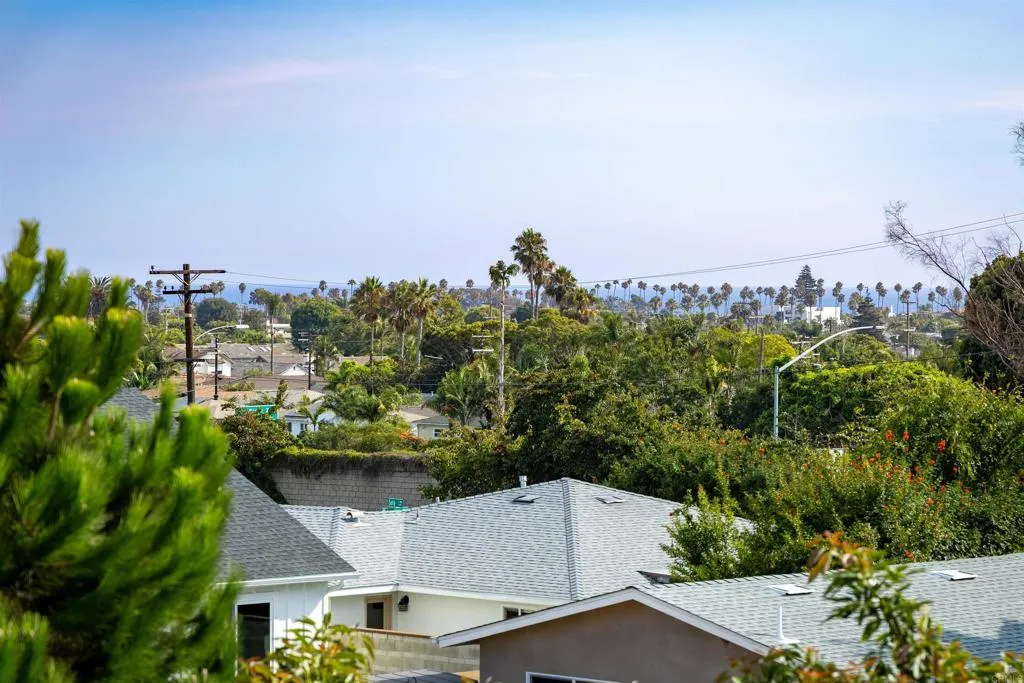 https://cdn.realtyfeed.com/cdn/127/306524843/2450070bc5c4f912dcd8d0e1dde45cba.webp