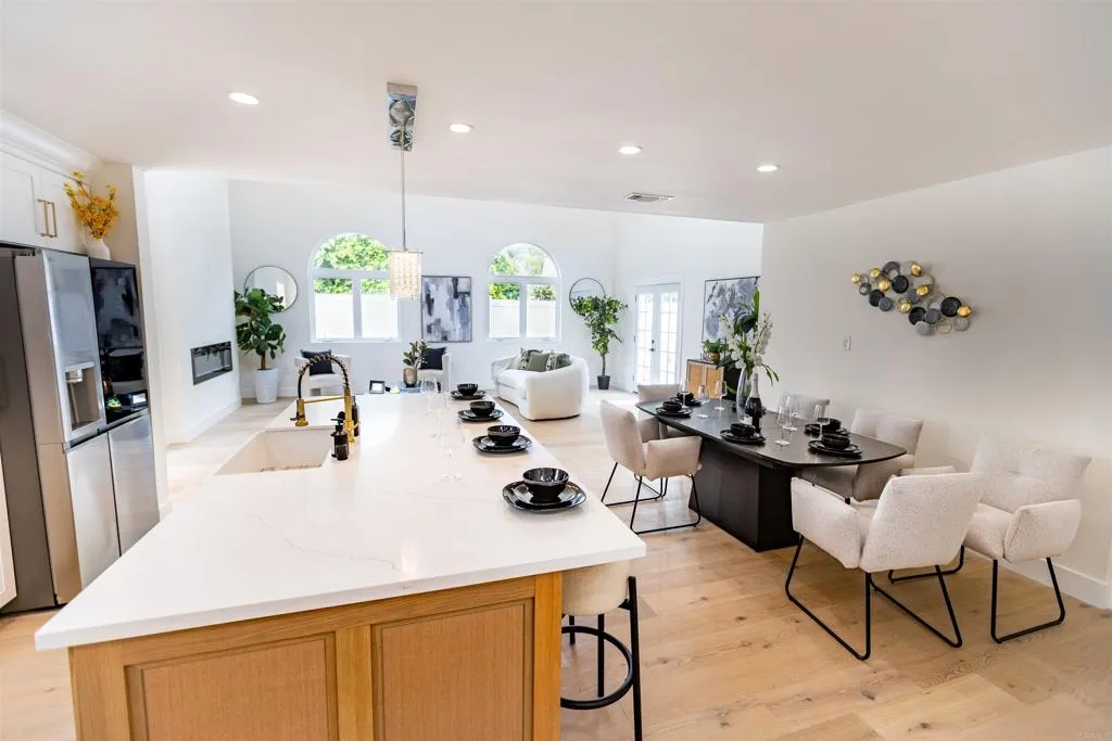 https://cdn.realtyfeed.com/cdn/127/306524843/968cda2e29eb4c29de5912d58270beff.webp